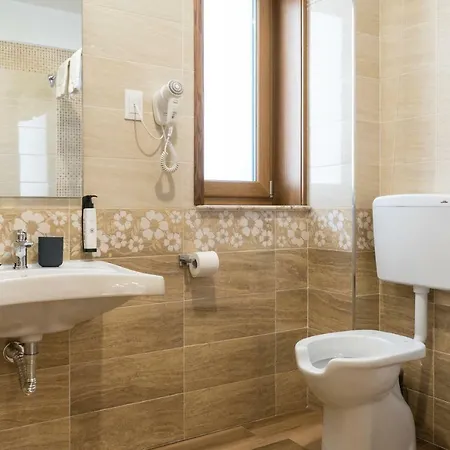 Marra Guest house 3*